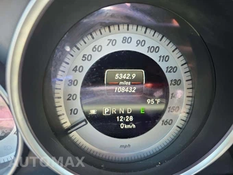 2013 Mercedes-Benz C 250 Coupe – miniatura 9