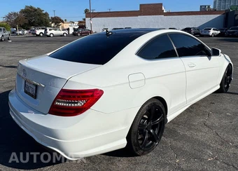 2013 Mercedes-Benz C 250 Coupe – miniatura 7