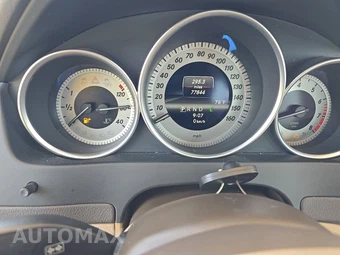 2013 Mercedes-Benz C 250 Sedan - miniatura 12