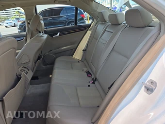 2013 Mercedes-Benz C 250 Sedan - miniatura 13