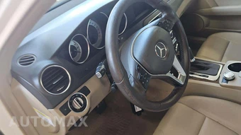 2013 Mercedes-Benz C 250 Sedan - miniatura 26