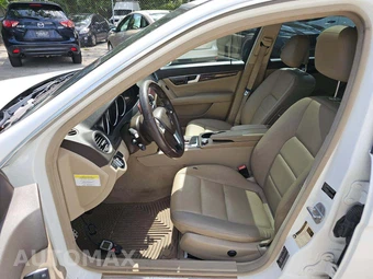 2013 Mercedes-Benz C 250 Sedan – miniatura 6