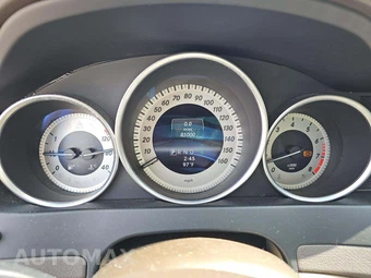 2013 Mercedes-Benz C 250 Sedan – miniatura 9