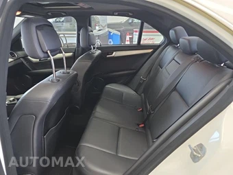 2013 Mercedes-Benz C 250 Sedan - miniatura 10