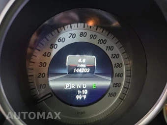 2013 Mercedes-Benz C 250 Sedan - miniatura 9