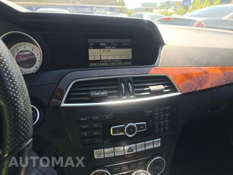2013 Mercedes-Benz C 250 Sedan – miniatura 10
