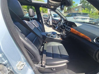 2013 Mercedes-Benz C 250 Sedan – miniatura 18
