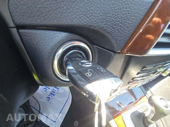 2013 Mercedes-Benz C 250 Sedan – miniatura 8