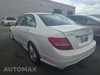 2013 Mercedes-Benz C 250 Sedan – miniatura 2