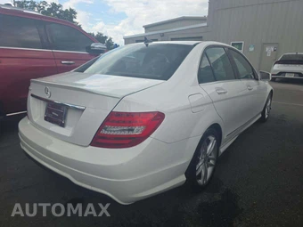 2013 Mercedes-Benz C 250 Sedan – miniatura 3