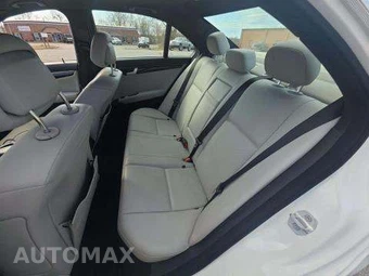 2013 Mercedes-Benz C 250 Sedan – miniatura 13