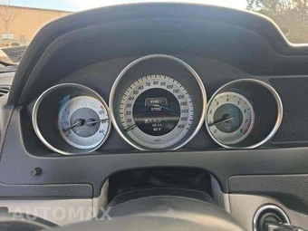 2013 Mercedes-Benz C 250 Sedan – miniatura 9