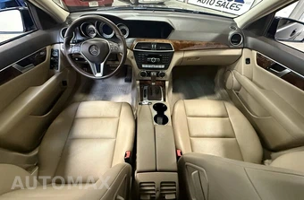 2013 Mercedes-Benz C 250 Sedan - miniatura 14
