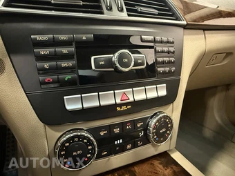 2013 Mercedes-Benz C 250 Sedan - miniatura 24