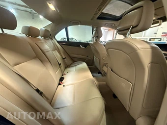 2013 Mercedes-Benz C 250 Sedan - miniatura 30
