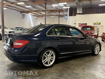 2013 Mercedes-Benz C 250 Sedan - miniatura 8