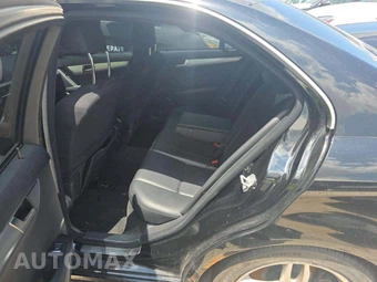 2013 Mercedes-Benz C 250 Sedan – miniatura 13