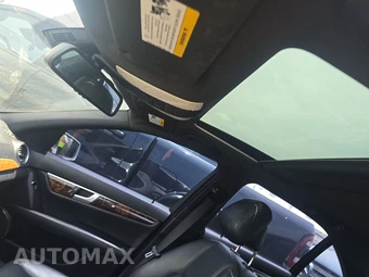 2013 Mercedes-Benz C 250 Sedan – miniatura 17
