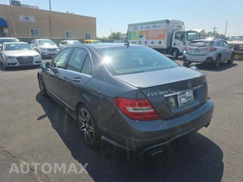 2013 Mercedes-Benz C 300 4MATIC Sedan - miniatura 2