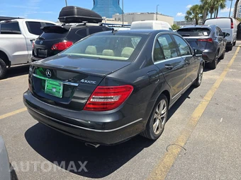 2013 Mercedes-Benz C 300 4MATIC Sedan – miniatura 4