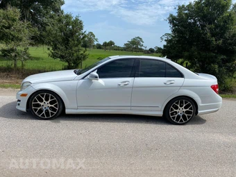 2013 Mercedes-Benz C 300 4MATIC Sedan – miniatura 10