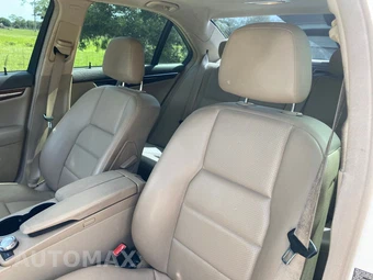 2013 Mercedes-Benz C 300 4MATIC Sedan – miniatura 17