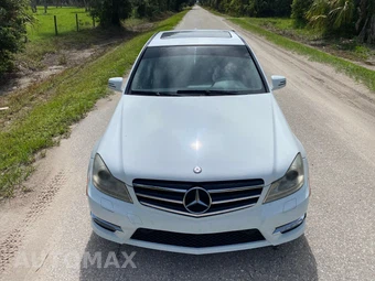 2013 Mercedes-Benz C 300 4MATIC Sedan – miniatura 2