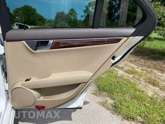 2013 Mercedes-Benz C 300 4MATIC Sedan – miniatura 30