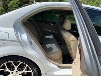 2013 Mercedes-Benz C 300 4MATIC Sedan – miniatura 31