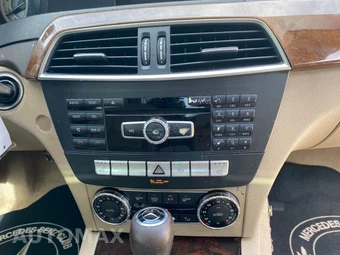 2013 Mercedes-Benz C 300 4MATIC Sedan – miniatura 42