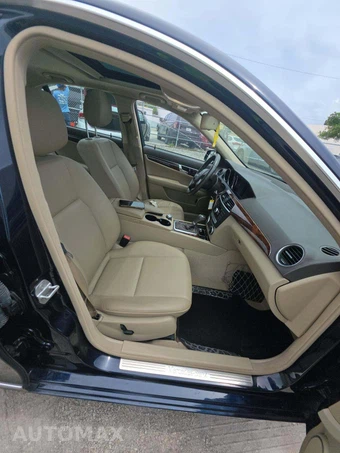 2013 Mercedes-Benz C 300 4MATIC Sedan - miniatura 18