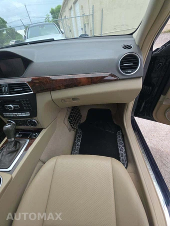 2013 Mercedes-Benz C 300 4MATIC Sedan - miniatura 19