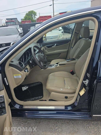 2013 Mercedes-Benz C 300 4MATIC Sedan - miniatura 6