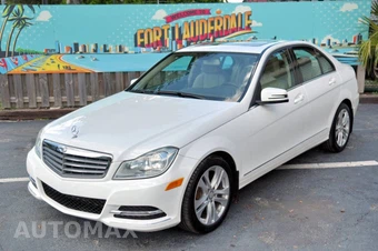 2013 Mercedes-Benz C 300 4MATIC Sedan — samochód z USA z aukcji Manheim, oferta Kup Teraz w AUTOMAX