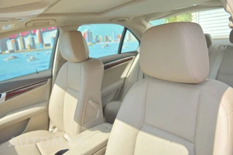 2013 Mercedes-Benz C 300 4MATIC Sedan - miniatura 18