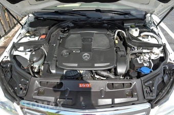 2013 Mercedes-Benz C 300 4MATIC Sedan - miniatura 21