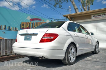 2013 Mercedes-Benz C 300 4MATIC Sedan - miniatura 28