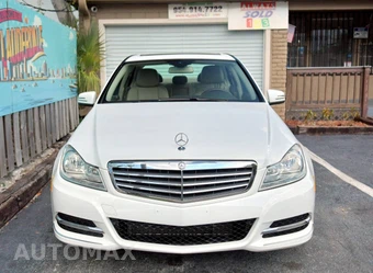 2013 Mercedes-Benz C 300 4MATIC Sedan - miniatura 3
