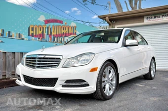 2013 Mercedes-Benz C 300 4MATIC Sedan - miniatura 4