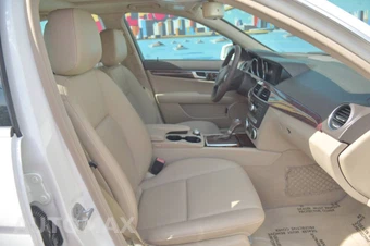 2013 Mercedes-Benz C 300 4MATIC Sedan - miniatura 40