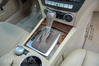2013 Mercedes-Benz C 300 4MATIC Sedan - miniatura 45