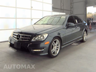 2013 Mercedes-Benz C 300 4MATIC Sedan — samochód z USA z aukcji Manheim, oferta Kup Teraz w AUTOMAX