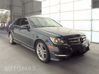 2013 Mercedes-Benz C 300 4MATIC Sedan – miniatura 3