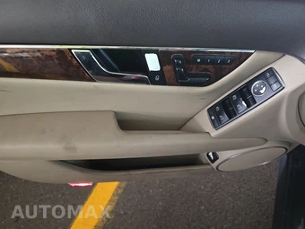 2013 Mercedes-Benz C 300 4MATIC Sedan – miniatura 9