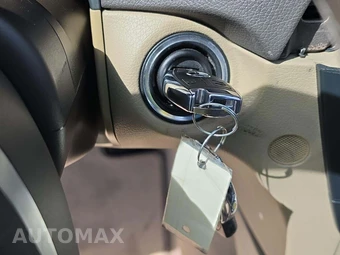 2013 Mercedes-Benz C 300 4MATIC Sedan - miniatura 8
