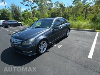 2013 Mercedes-Benz C 300 4MATIC Sedan — samochód z USA z aukcji Manheim, oferta Kup Teraz w AUTOMAX