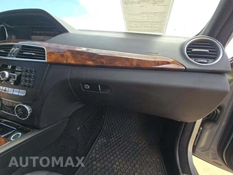 2013 Mercedes-Benz C 300 4MATIC Sedan - miniatura 16