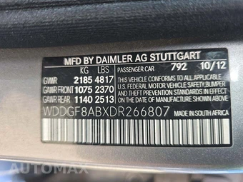 2013 Mercedes-Benz C 300 4MATIC Sedan - miniatura 2