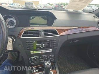 2013 Mercedes-Benz C 300 4MATIC Sedan - miniatura 7