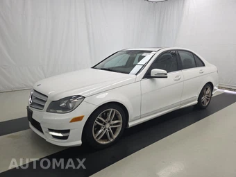2013 Mercedes-Benz C 300 4MATIC Sedan — samochód z USA z aukcji Manheim, oferta Kup Teraz w AUTOMAX